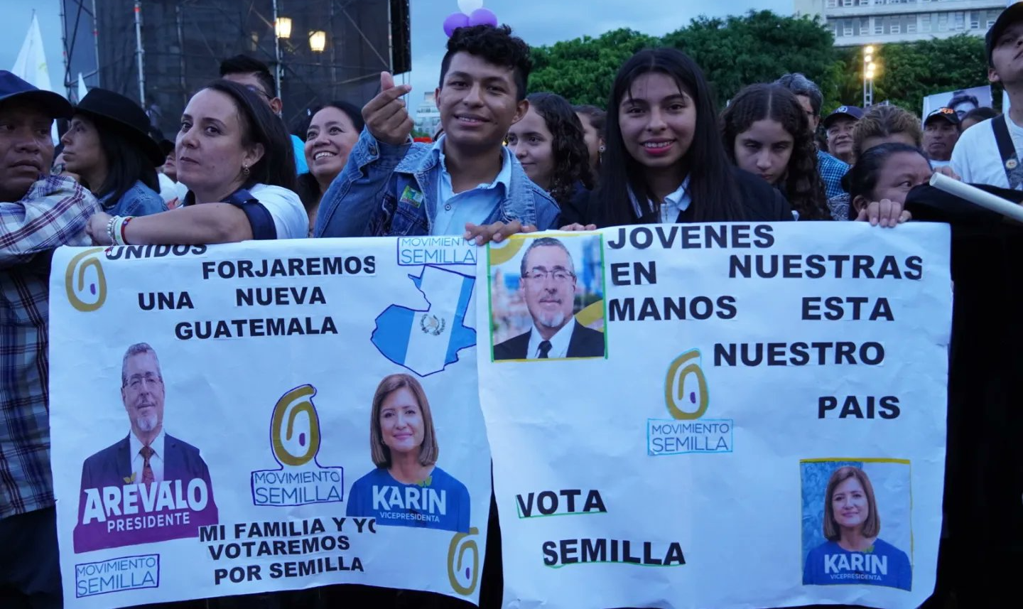 Sondagem publicada pelo diário Prensa Libre mostra o candidato do Movimento Semente com 64,9% das intenções de voto, contra 35,1% de Sandra Torres, do partido UNE