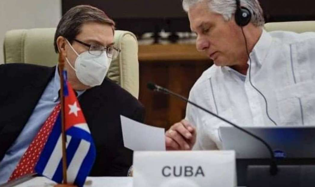 Terceiro encontro visando acordo de paz entre o governo e o grupo guerrilheiro ocorrerá em Havana e contará com a mediação do presidente cubano Miguel Díaz-Canel