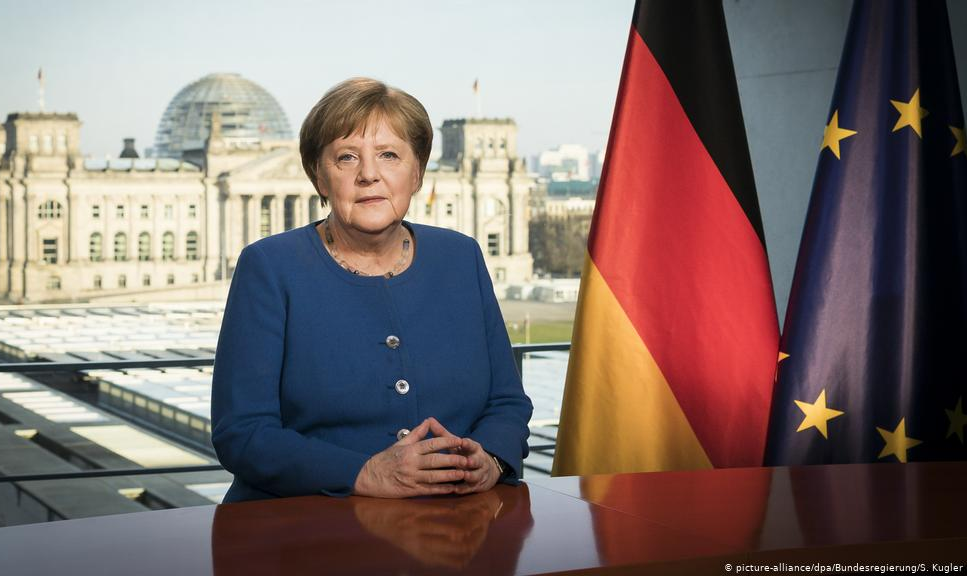 Chanceler alemã apela à população para reduzir contatos sociais: "É sério. Leve a sério, você também"