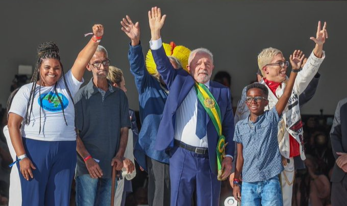 Para o agora presidente do Brasil, seu terceiro mandato tem a missão de ‘reacender a chama da esperança, da solidariedade e do amor ao próximo’
