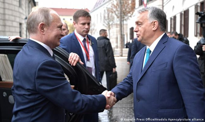 Reconhecimento por Moscou das repúblicas separatistas no leste ucraniano gerou desconforto; quem deverá manter apoio a Putin?