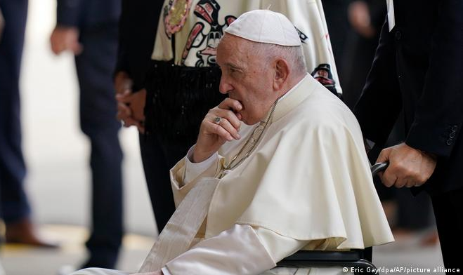 Declarações do papa e da Igreja contra a interrupção da gravidez são rechaçadas por 58% dos católicos, indica pesquisa