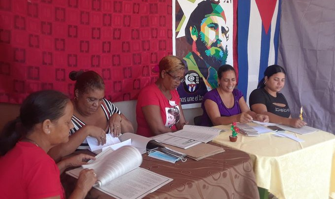 Colégios eleitorais foram instalados na ilha e neste domingo (18/09) inicia a votação para cubanos residentes no exterior