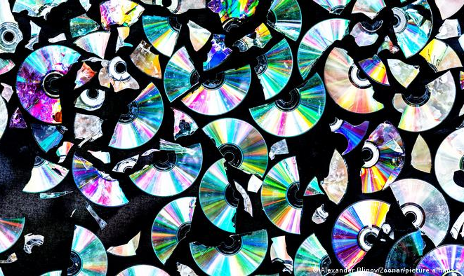 A outrora revolucionária tecnologia do disco compacto tornou-se ultrapassada, voltando a dar lugar ao vinil