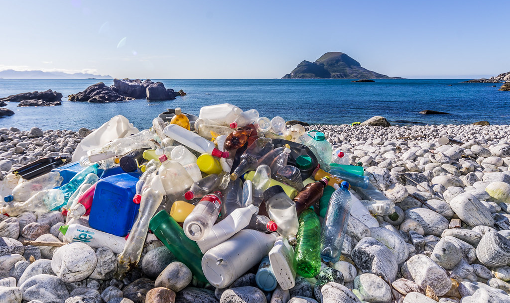 Apenas 9% do lixo plástico é reciclado, derrubando o mito de que essa poderia ser a saída para evitar o acúmulo da poluição plástica