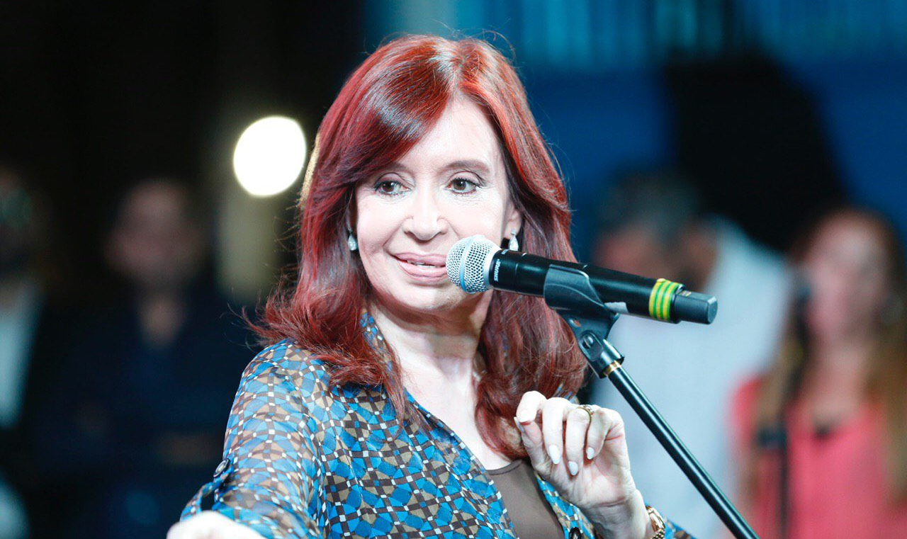 Denúncia feita pela atual gestão da inteligência argentina aponta que personalidades políticas e mais de 400 jornalistas foram espionados ilegalmente durante gestão de Macri