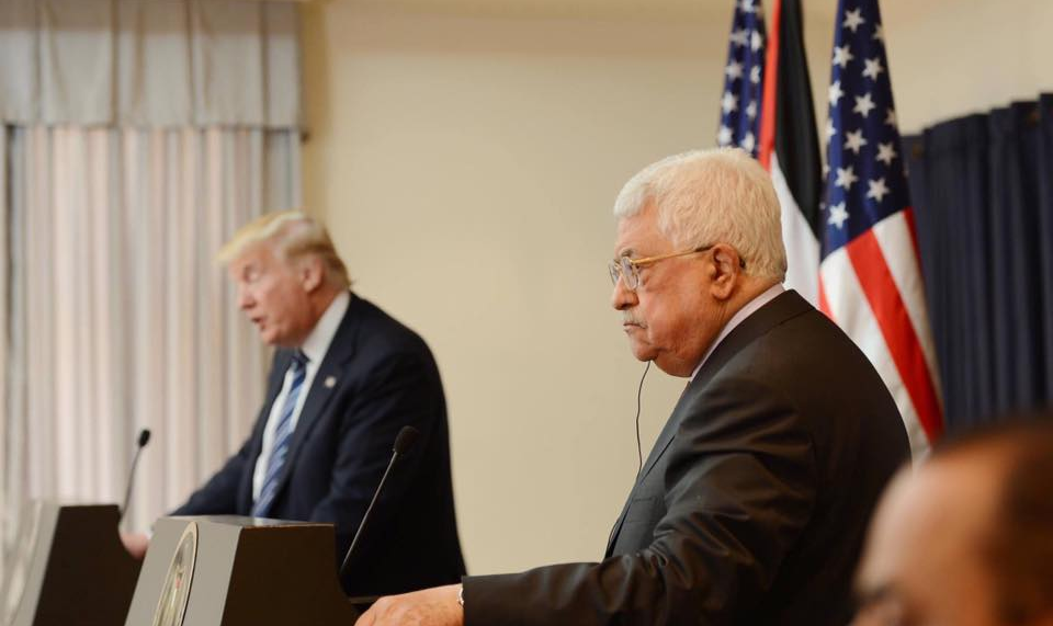 Abbas afirmou que a proposta de paz americana, divulgado na terça-feira(28), é "uma violação dos acordos de Oslo", que israelenses e palestinos assinaram em 1993