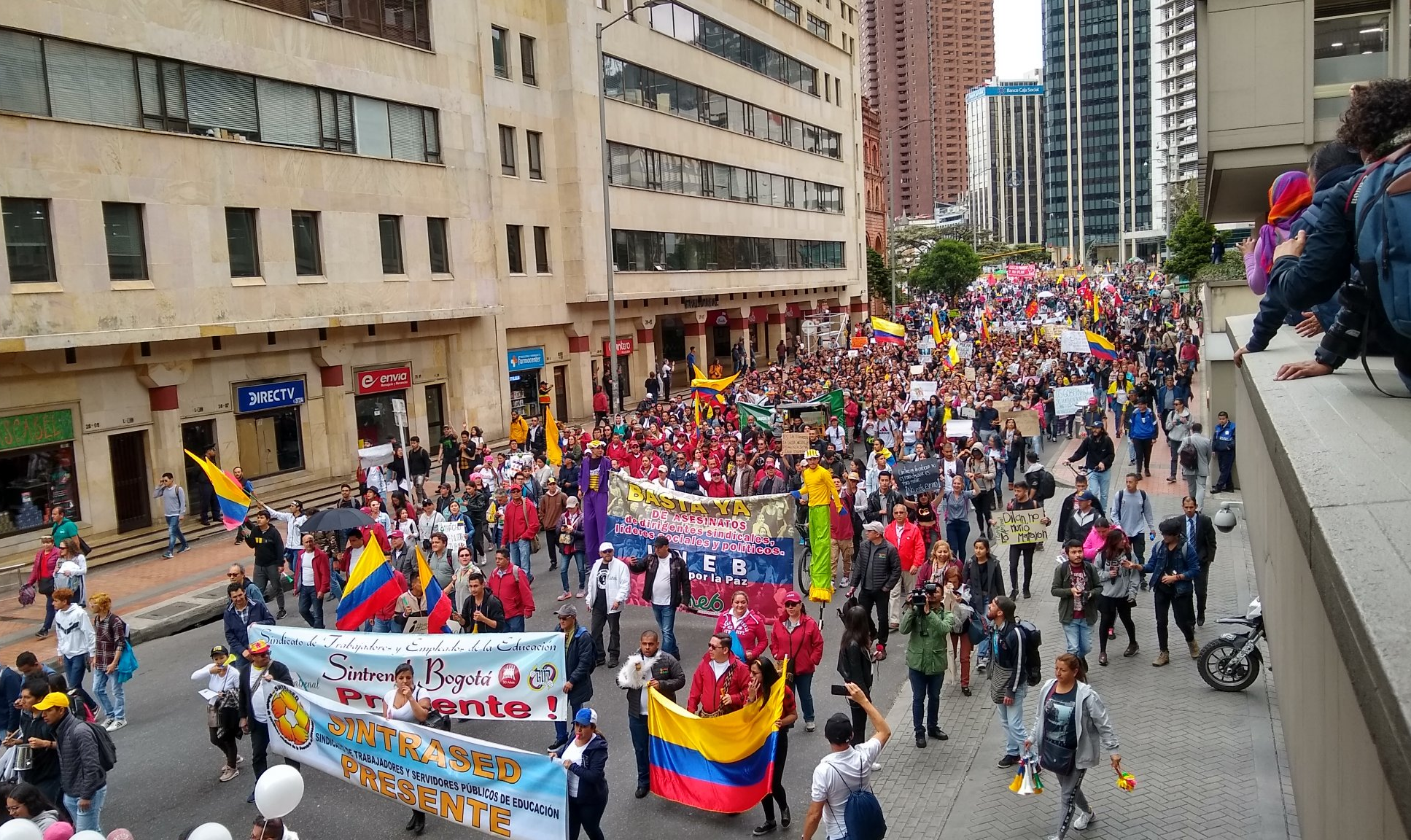 Comitê Nacional da Greve rechaçou as condições impostas pelo presidente durante diálogos; greve geral tem adesão em diversas cidades do país