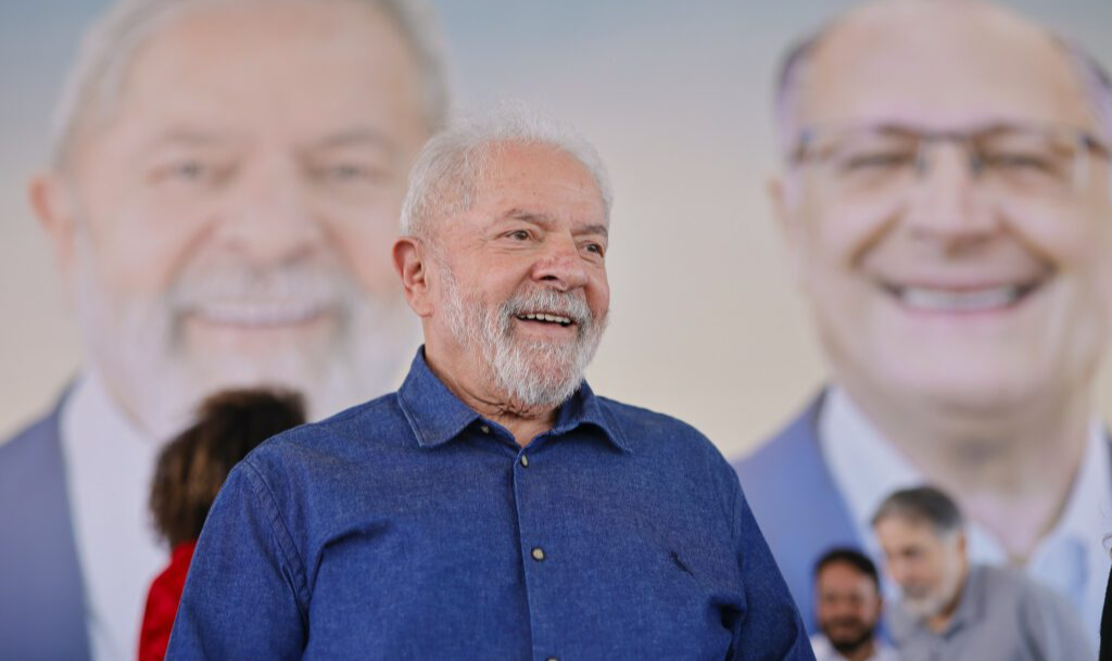 'O Brasil não nasceu para ficar isolado como ficou nos últimos quatro anos', declarou presidente eleito nesta quarta-feira (16/11), em Sharm el-Sheikh, no Egito