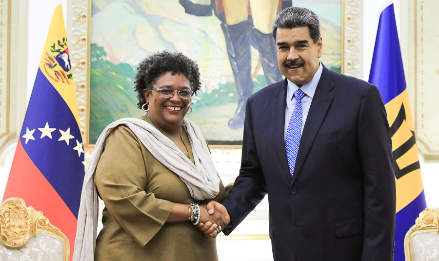 Premiê barbadense visitou a Venezuela para reforçar acordos bilaterais e conversar sobre a inserção dos dois países em novos organismos multilateriais