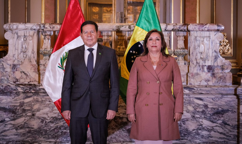 Os quase 200 anos de relações entre Peru e Brasil foram marcados por uma espécie de ‘diplomacia do silêncio’, ou uma ‘indiferença cordial’, que explicam a atual postura de Lula sobre a crise política do vizinho