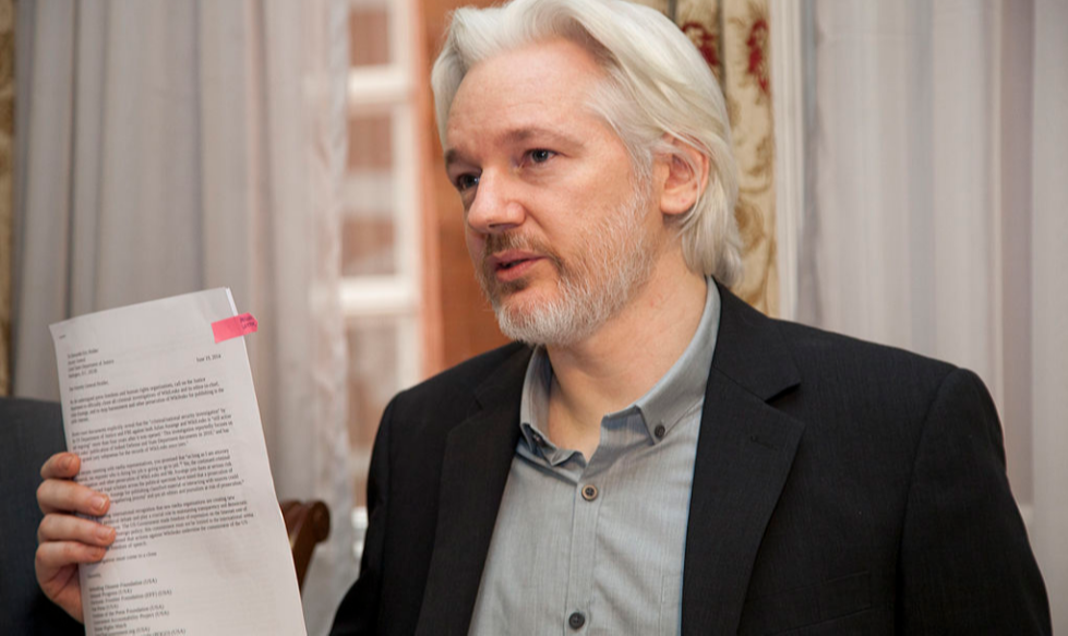 Nils Melzer enviou carta ao presidente dos Estados Unidos destacando “coragem e alto preço pago por Assange por dizer a verdade”; ativista australiano está preso em Londres desde abril passado