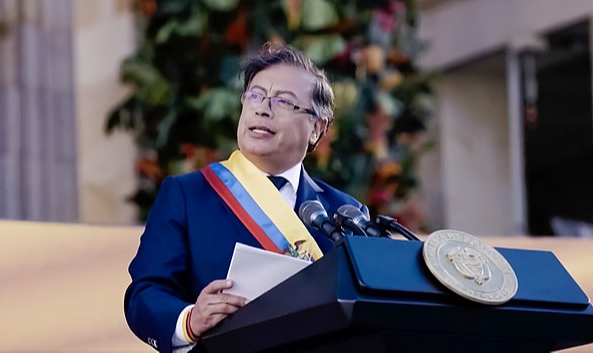 Rebatendo político venezuelano, Petro afirmou que Bogotá garante 'asilo e refúgio'; conversas de alto nível para retomada da diplomacia foram retomadas recentemente
