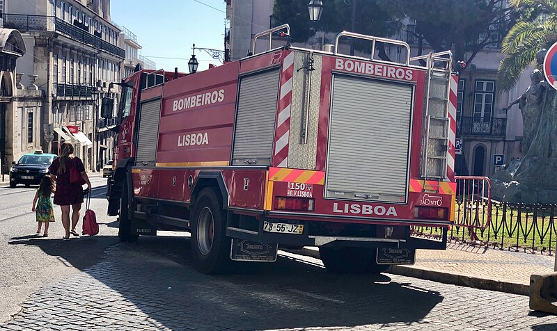 Principal incêndio começou no sábado (05/08) em Odemira e avançou para o sul, na direção de Algarve, uma das regiões mais turísticas do país