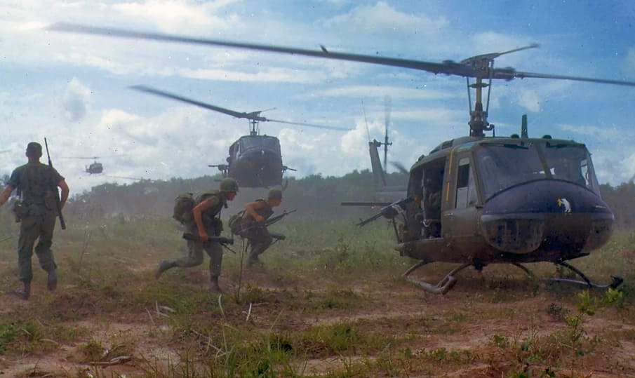 Norte-vietnamitas acusavam os EUA de falar de paz enquanto intensificavam os ataques; solução para o impasse foi dada pelo general Le Duc Tho