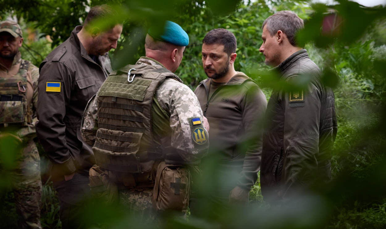Governo ucraniano admite operar dentro do território russo, com ataques de drones e também alegados atos de sabotagem