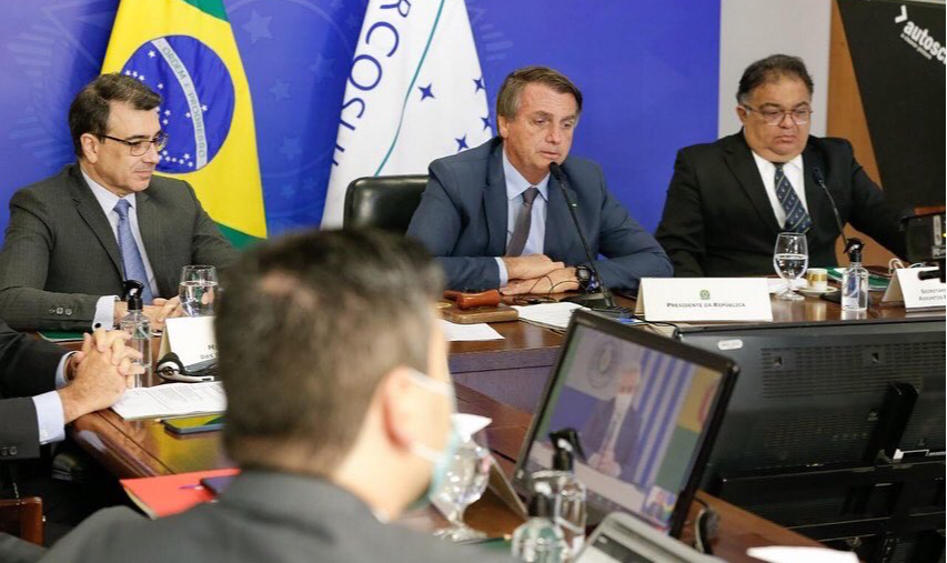 Ao discursar, presidente brasileiro disse que o país vizinho 'deixou de corresponder às expectativas e necessidades de modernização' do bloco