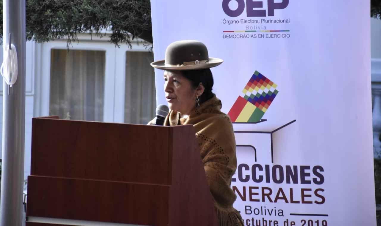 'Como é possível que nos digam que houve fraude?', questionou María Eugenia Choque; governo pediu que OEA realize auditoria da apuração