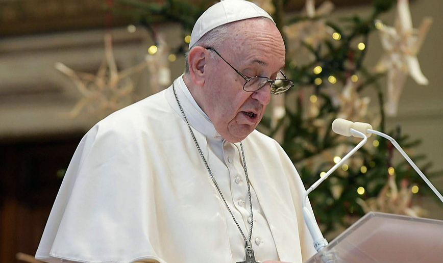 Durante a missa, o pontífice lembrou dos sofrimentos causados pela crise sanitária em todo o mundo