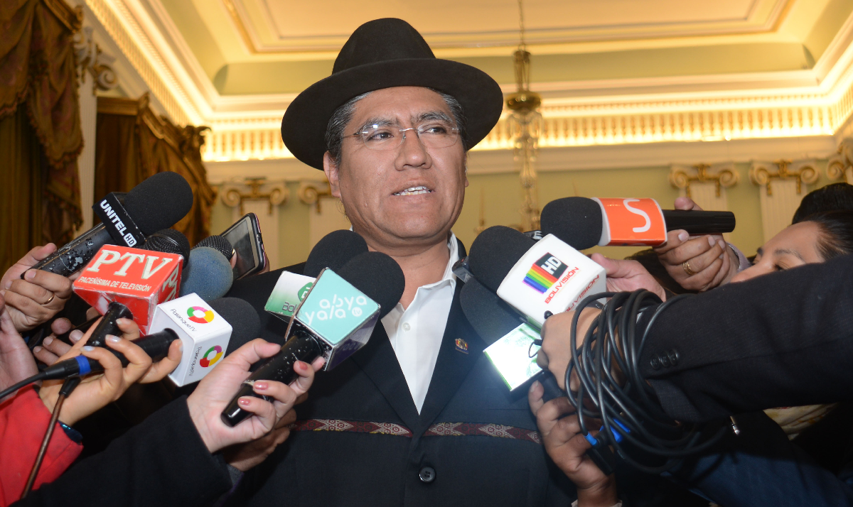 'Estamos solicitando que seja realizada uma auditoria especial, uma verificação de uma a uma das atas de votação do último 20 de outubro', disse chanceler boliviano