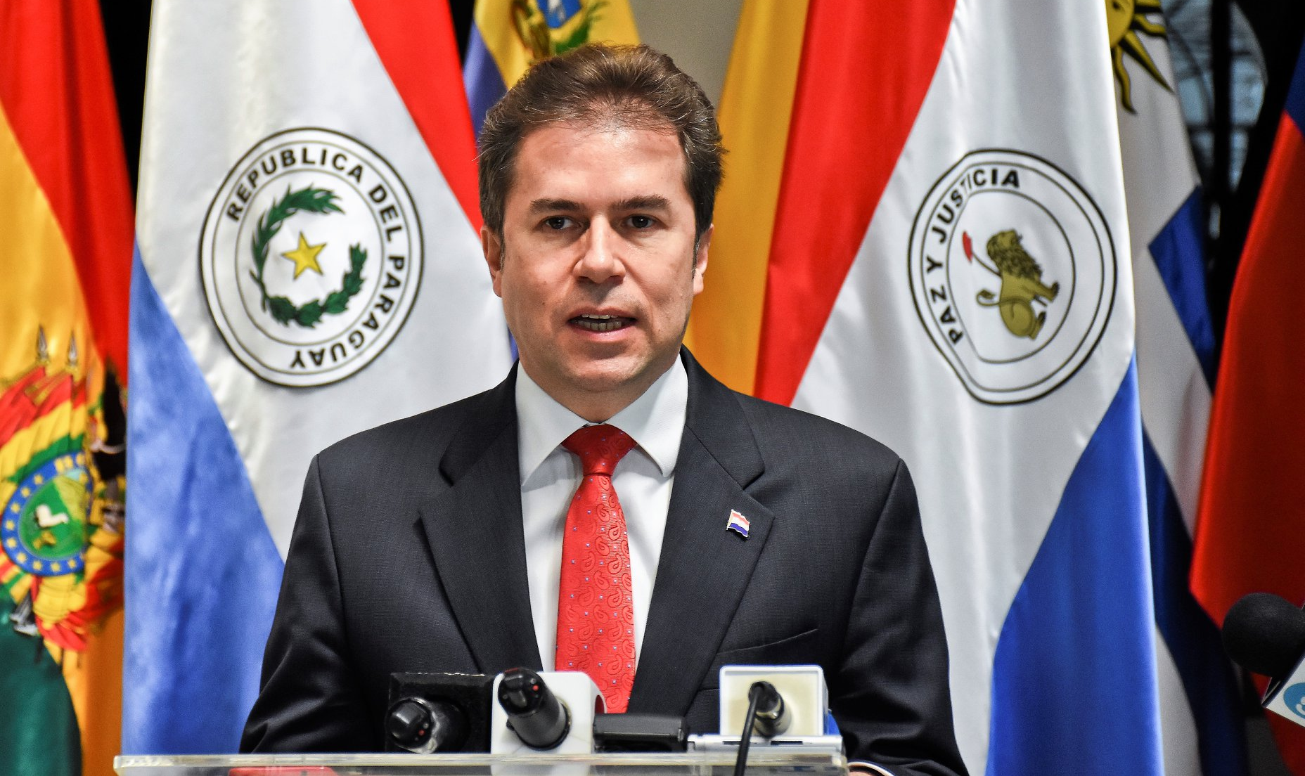 Tratado foi duramente criticado pela oposição paraguaia e caracterizada pelo ex-presidente Fernando Lugo como a 'ata secreta Abdo-Bolsonaro'