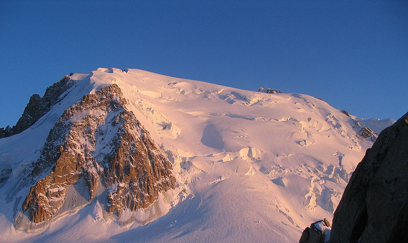 De acordo com dados da prefeitura de Haute-Savoie, avalanche que atingiu grupo de esquiadores foi uma das mais mortíferas dos últimos anos