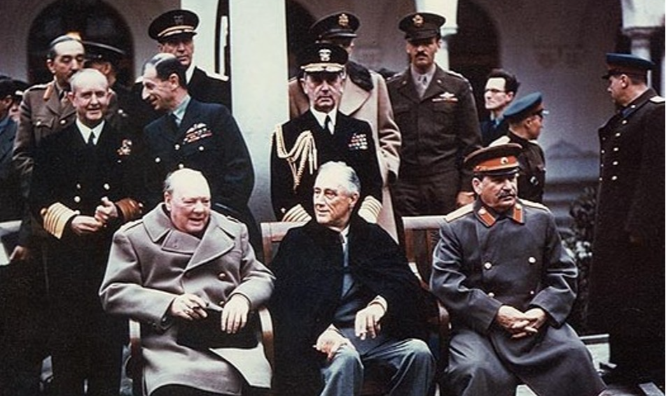 Ao encontrar-se, Roosevelt, Churchill e Stalin chegavam cada qual com sua agenda para discutir o esforço de Guerra dos Aliados contra a Alemanha e o Japão