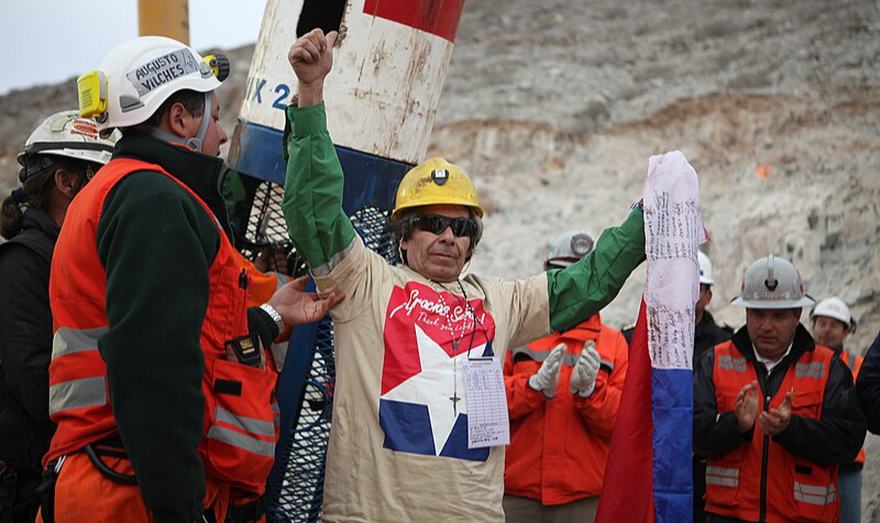 Em 2010, 33 trabalhadores passaram 68 dias presos na mina de San José, a mais de 700 metros de profundidade