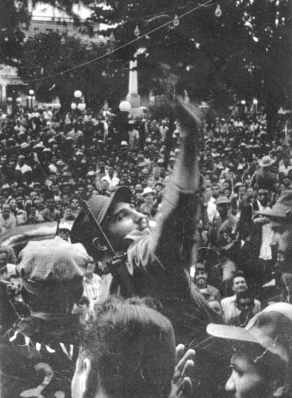 Fidel Castro em Santiago de Cuba, em janeiro de 1959 (Foto: Cubadebate)