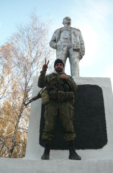 Rafael Lusvargui, 30, se alistou como voluntário pró-russo em novembro de 2014