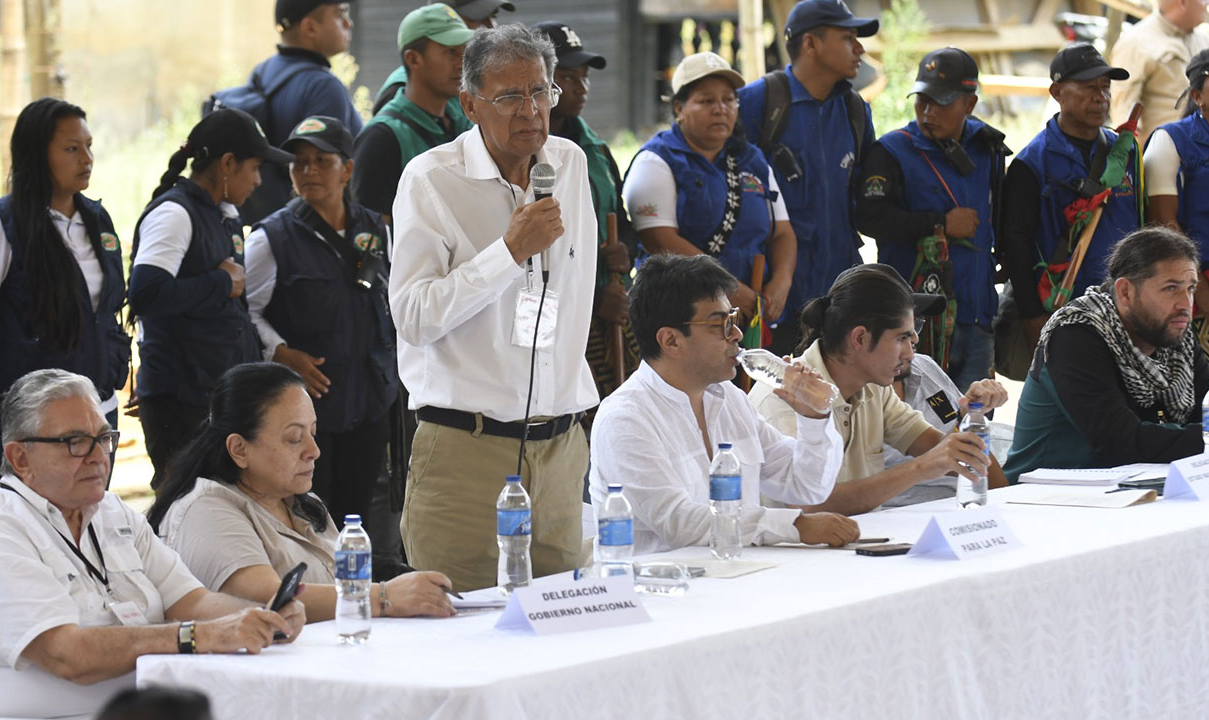 Colômbia: negociação inédita de dissidência das FARC com governo começa neste domingo