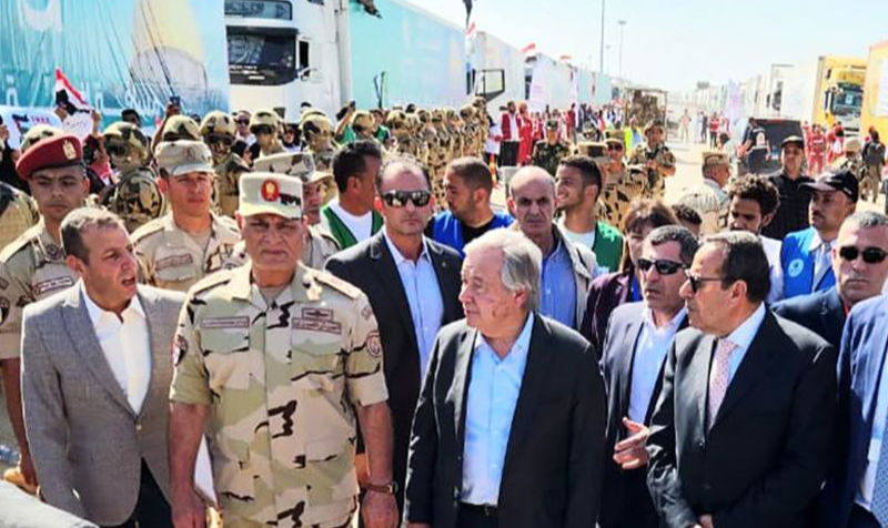 António Guterres diz ser ‘impossível não sentir o coração partido’ ao ver caminhões com ajuda bloqueados na fronteira
