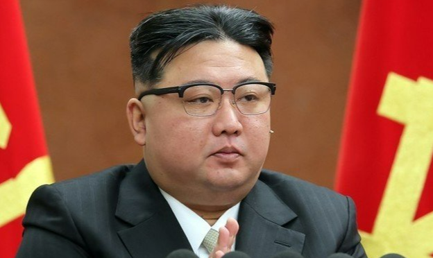 Em tradicional reunião plenária de fim de ano, Kim Jong Un fez balanço das políticas partidárias e nacionais da Coreia do Norte e destacou 2023 como ‘um ano de grande transformação’