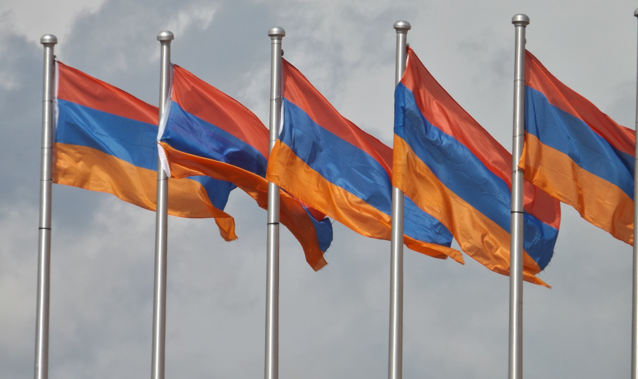 Armênios se organizam para receber refugiados de Nagorno-Karabakh