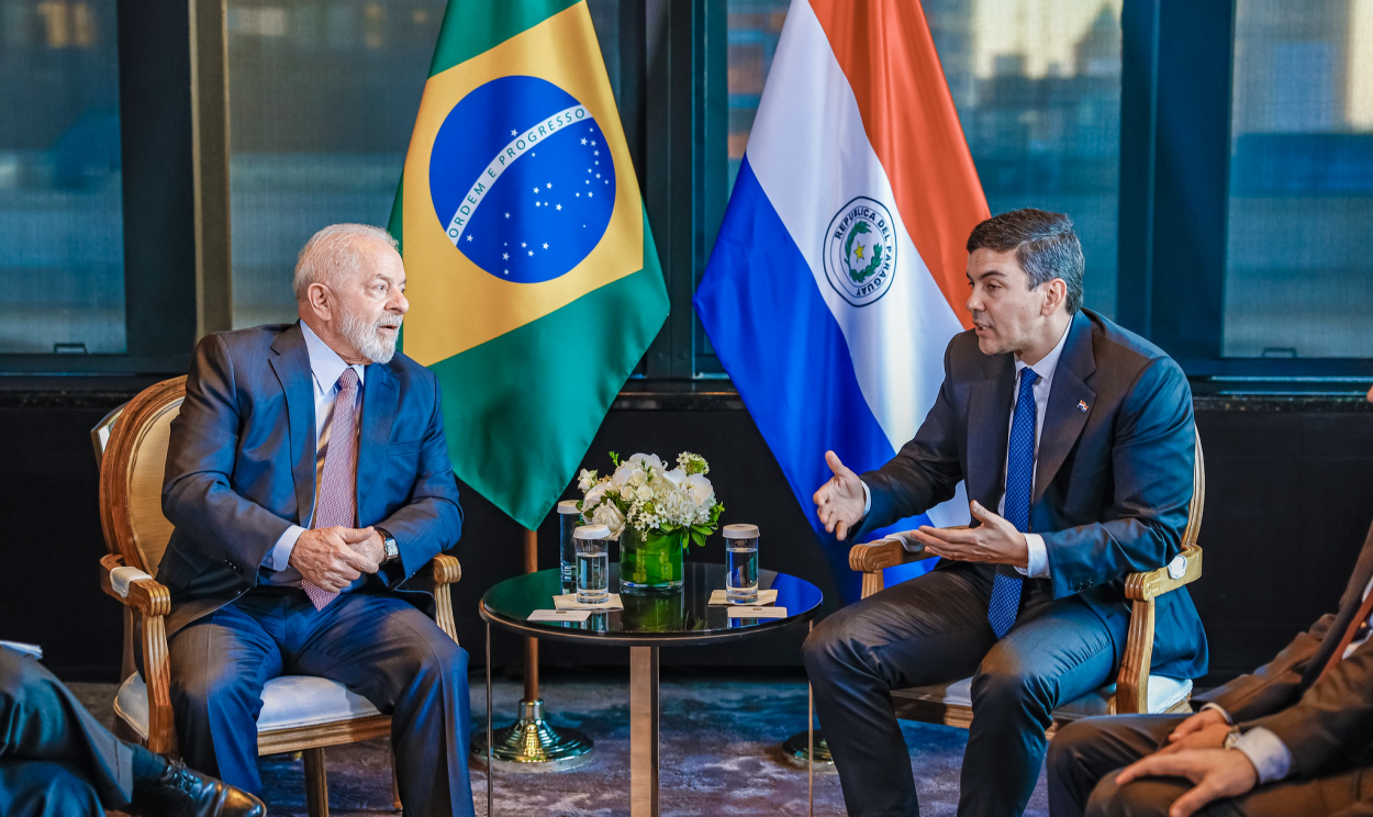 Para Santiago Peña, presidente paraguaio, demora do acordo com o bloco europeu prejudica comércio com 'outras regiões do mundo'; país irá assumir a liderança do Mercosul em dezembro