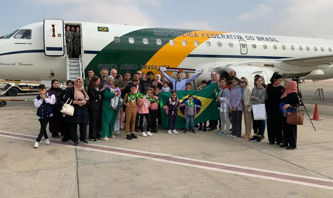 Governo federal já tem uma operação de acolhimento pronta para receber os brasileiros e seus familiares palestinos que deixaram a Faixa de Gaza