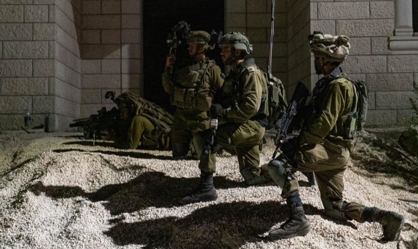 Segundo o jornal israelense, as forças de defesa do país estão fazendo 'preparativos para a possibilidade de uma estadia prolongada' na Faixa de Gaza