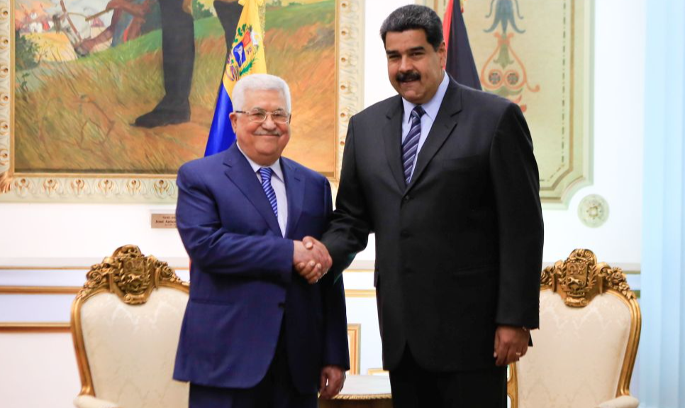 Mandatário venezuelano dialogou por telefone com seu homólogo Mahmoud Abbas e acusou Israel de ‘cruzar a linha do respeito pelo Direito Humanitário Internacional’