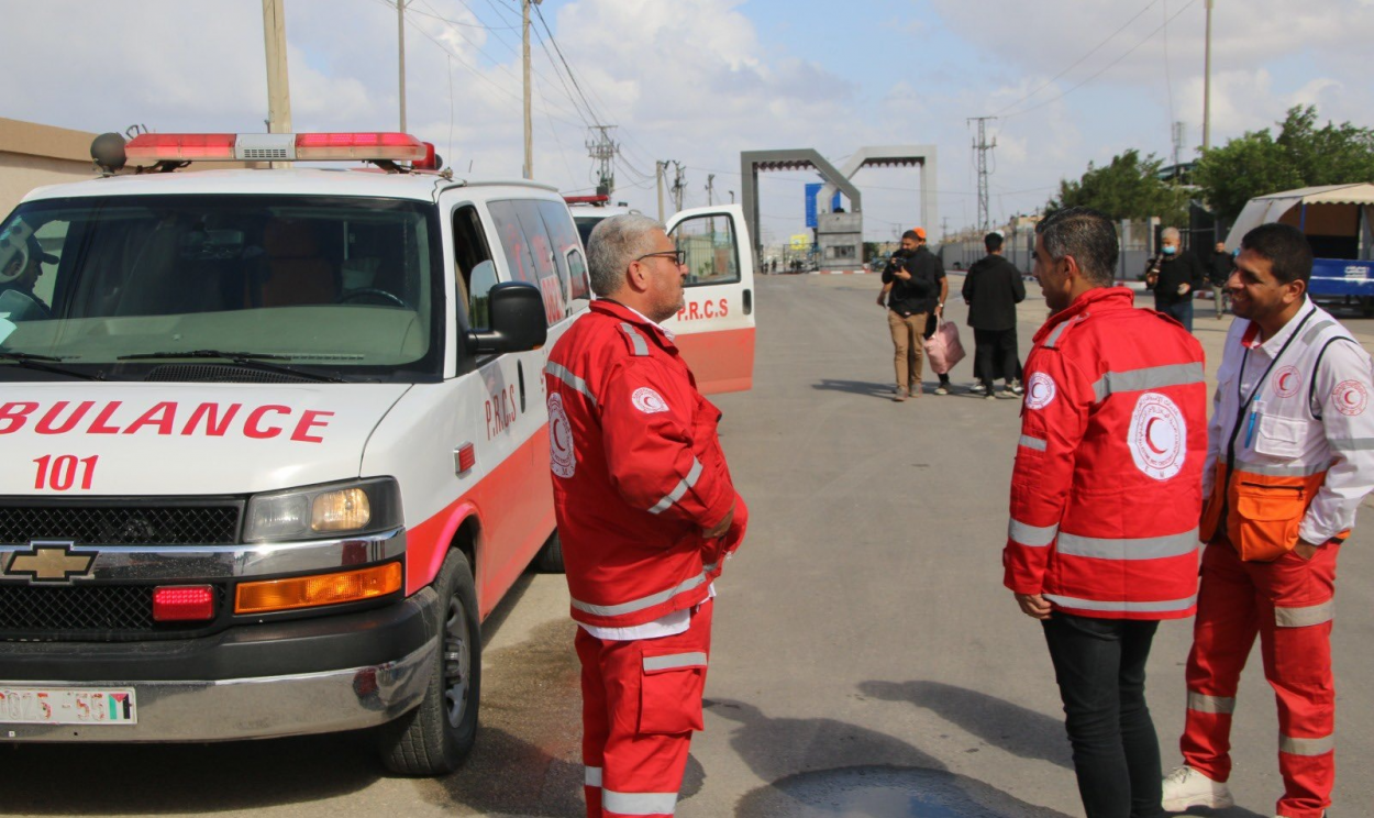 Liberação dos prisioneiros palestinos em Israel ao Comitê Internacional da Cruz Vermelha estava prevista para às 16h local, mas ainda não ocorreu