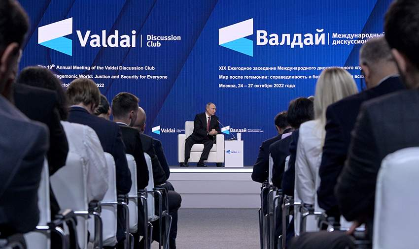 ‘Peso do Brasil no cenário global deve crescer’, diz Putin em evento de think tank russo