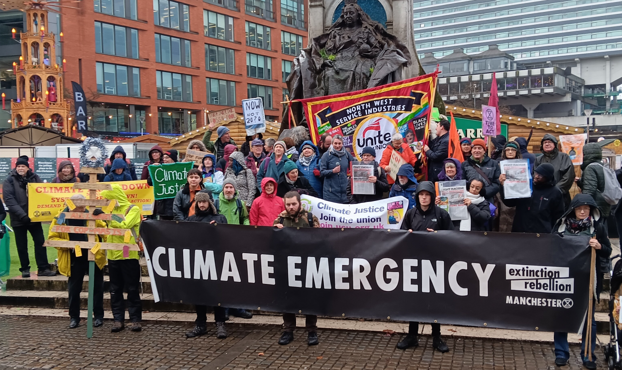 Manifestantes pressionam países a fecharem acordo ambicioso na COP28