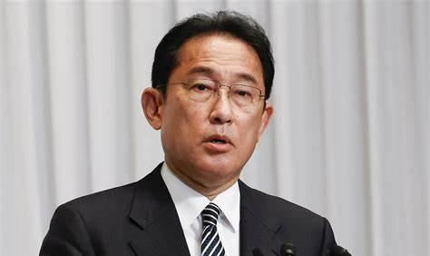 Justiça investiga propina de US$ 3,4 milhões em subornos pagos a membros do partido de Fumio Kishida