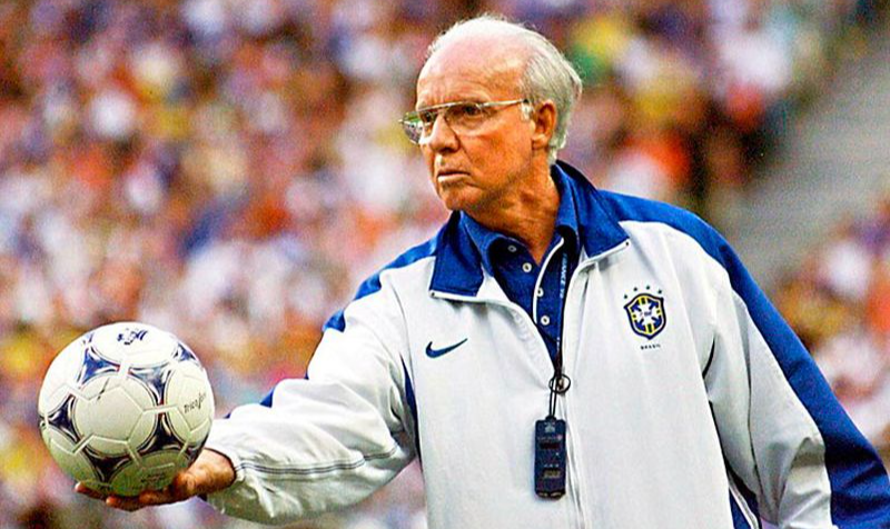 Vencedor da Copa do Mundo como jogador e como treinador, além de o único tetracampeão do torneio, Velho Lobo faleceu nesta sexta-feira (05/01), aos 92 anos