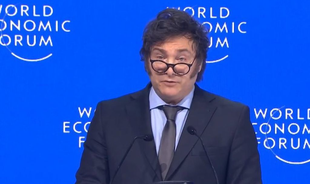 Durante o Fórum Econômico Mundial, em Davos, discurso proferido pelo presidente da Argentina foi marcado de duras críticas ao 'coletivismo' e acusações a líderes do Ocidente que 'não defendem os valores ocidentais'