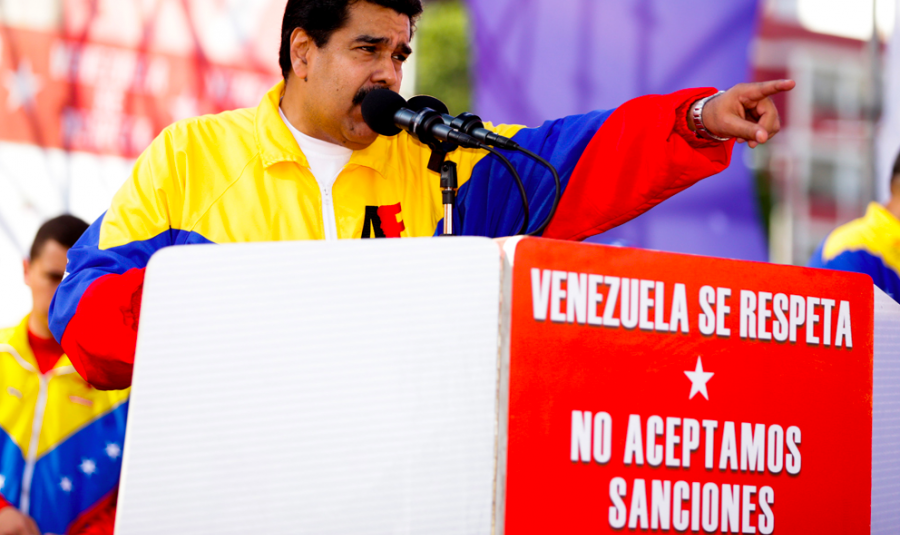 Documento foi assinado pelo MST e outros movimentos pedindo investigação contra planos para matar Maduro