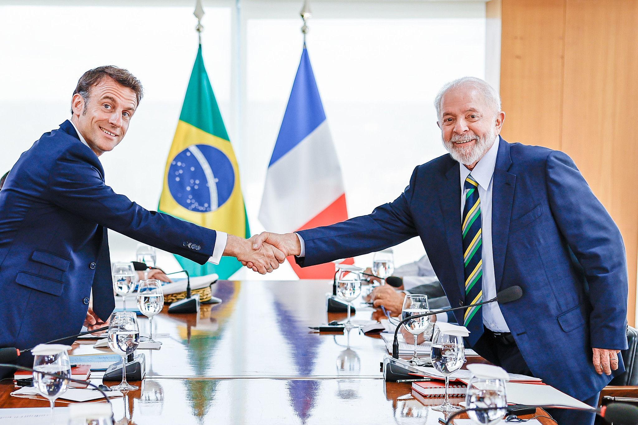 Em Brasília, Lula e Macron trocam alfinetadas sobre acordo Mercosul-UE