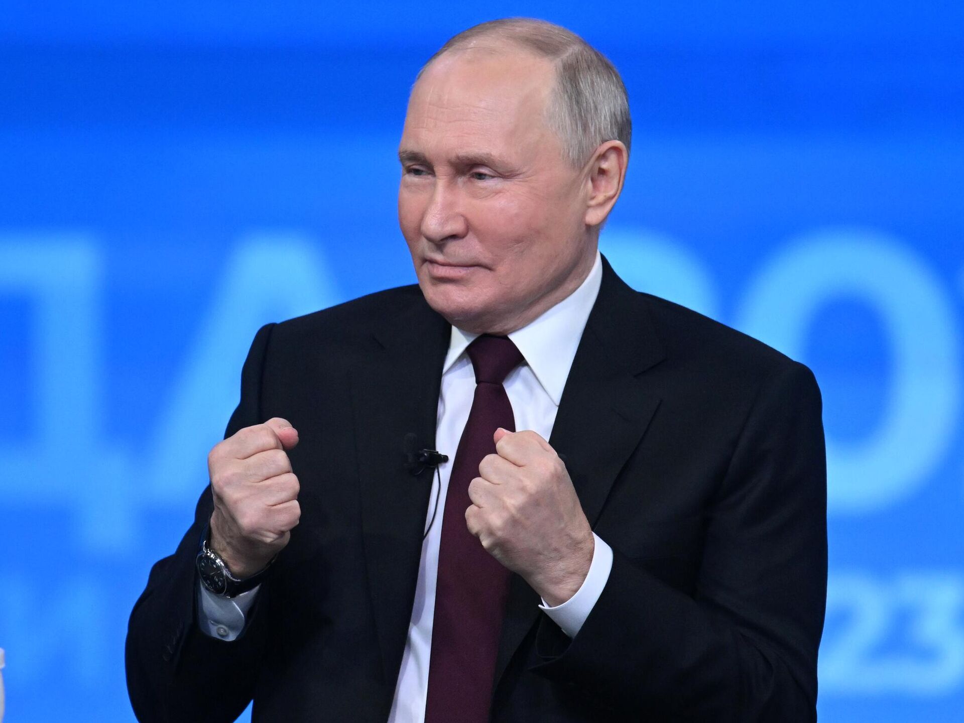 Após confirmar vitória esmagadora nas urnas, Putin fala em força da Rússia na guerra com Ucrânia
