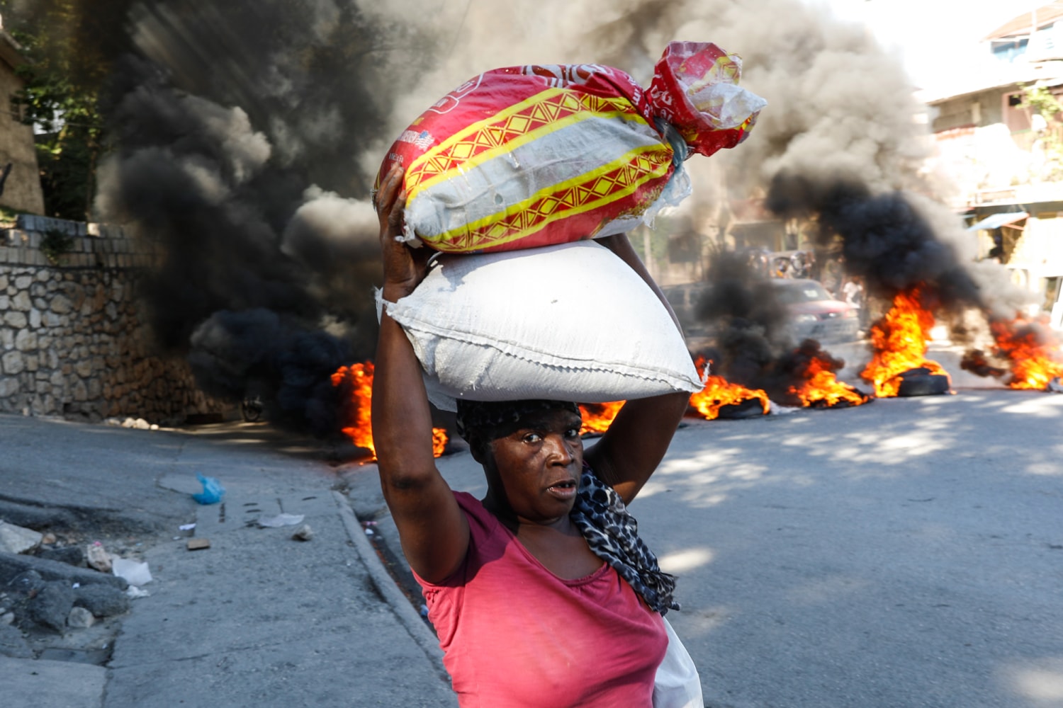 Haiti: violência volta a tomar conta da capital de Porto Príncipe