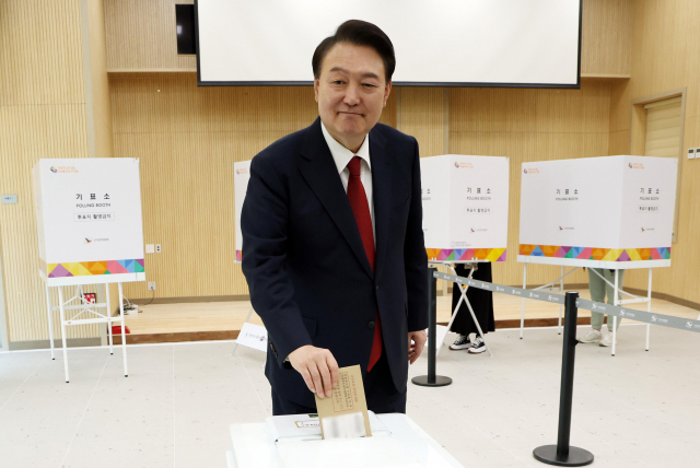 Oposição vence eleição legislativa na Coreia do Sul, aponta boca de urna