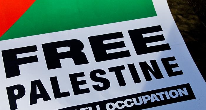 Palestinos realizam greve na Cisjordânia em protesto contra brutalidade de Israel